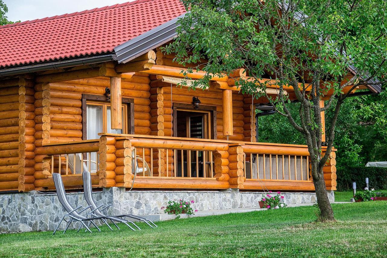 Country Lodge Vukovic Rakovica Exterior photo