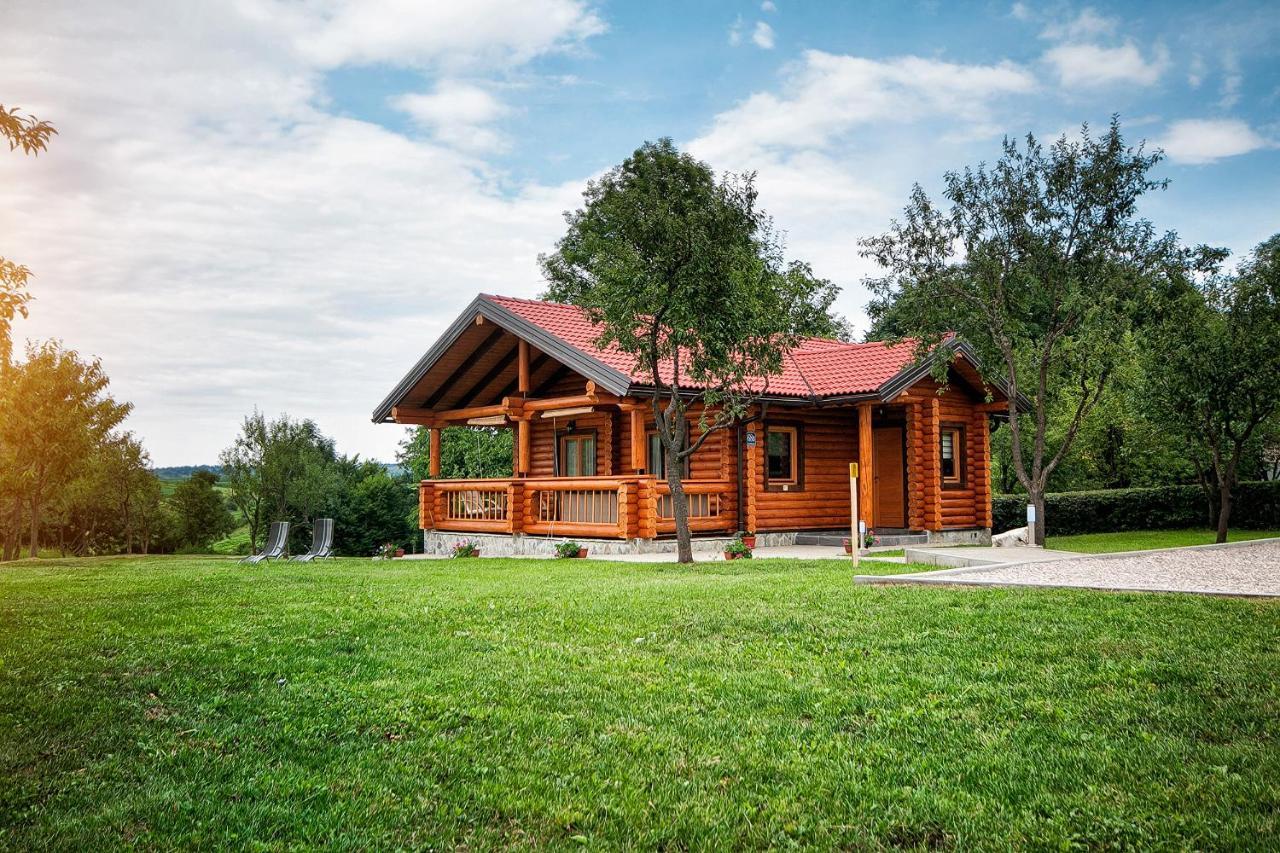 Country Lodge Vukovic Rakovica Exterior photo